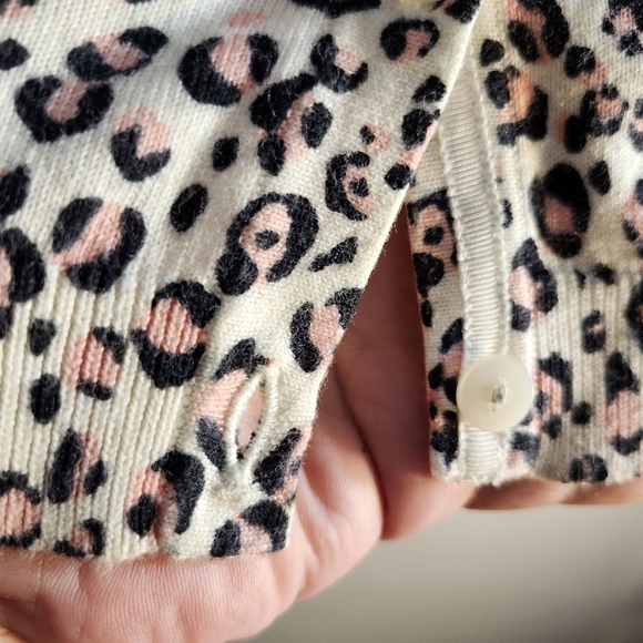 Talbots Blouse Women Animal Print Black Pink Front Button Casual Sz L - Picture 6 of 8